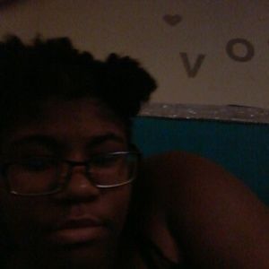 Meet your Posher, Aja